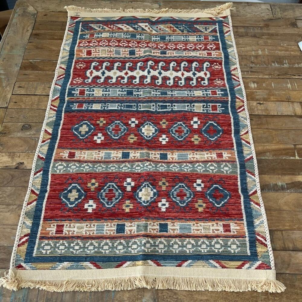 Secret Sea Collection Worm Motif Kilim Rug 22.5 x 35 in Geometric Cotton Blend